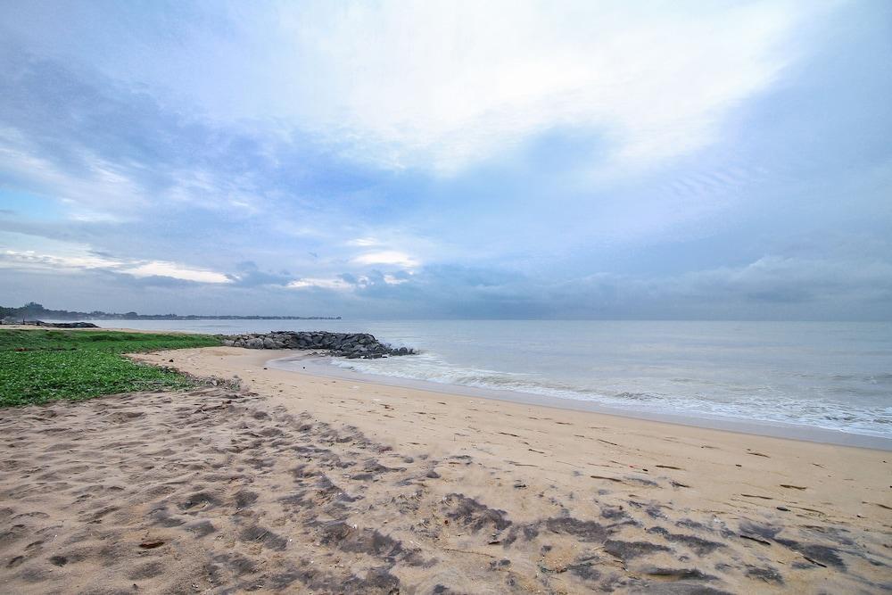 نيجومبو Ceylonica Beach Hotel المظهر الخارجي الصورة