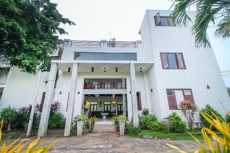 نيجومبو Ceylonica Beach Hotel المظهر الخارجي الصورة