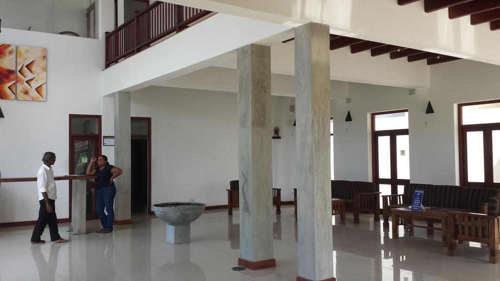 نيجومبو Ceylonica Beach Hotel المظهر الخارجي الصورة